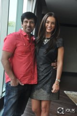 I Manoharudu Movie Press Meet